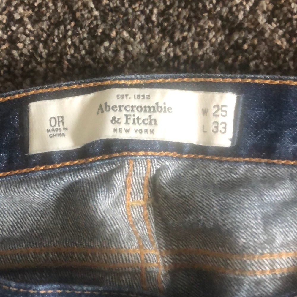 Jeans - Picture 3 of 3